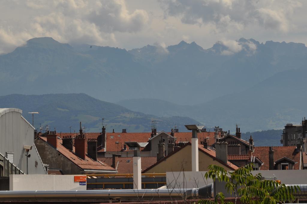 Hotel Lux Grenoble Buitenkant foto